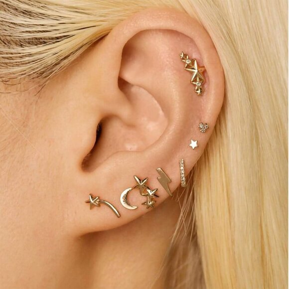 Women Moon and Star Earrings Gold Stud 14K Gold Plated Small Simple Hypoallergen - Picture 2 of 5